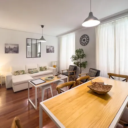Callao Suites Madrid Exterior photo