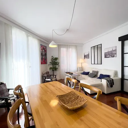 Callao Suites Madrid Exterior photo